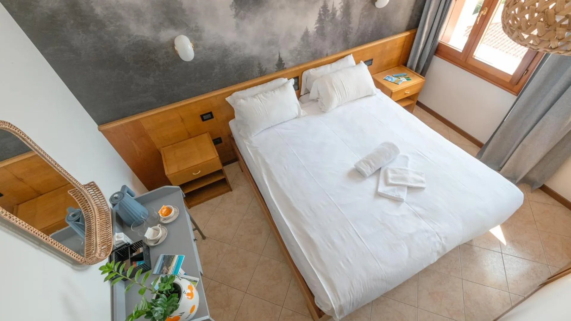 Diana Rooms Lusiana Hotel